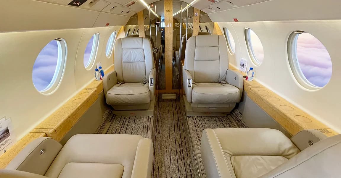 Falcon 50EX N313TT