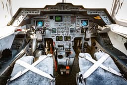 Hawker 800XP N315RC