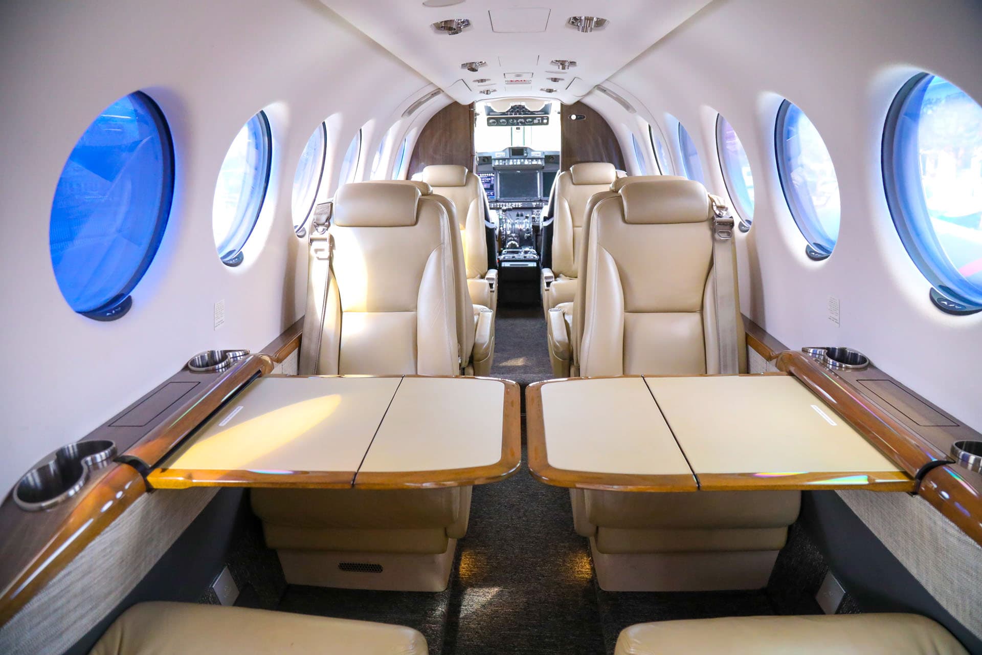 Beechcraft King Air 350 N316D