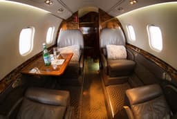 Learjet 60 N317MM