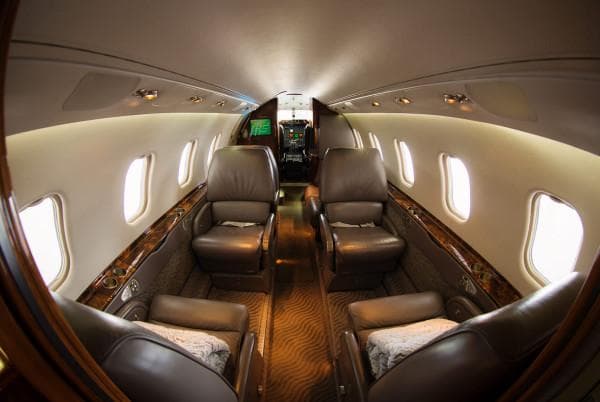 Learjet 60 N317MM