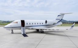 Challenger 604 N317RA