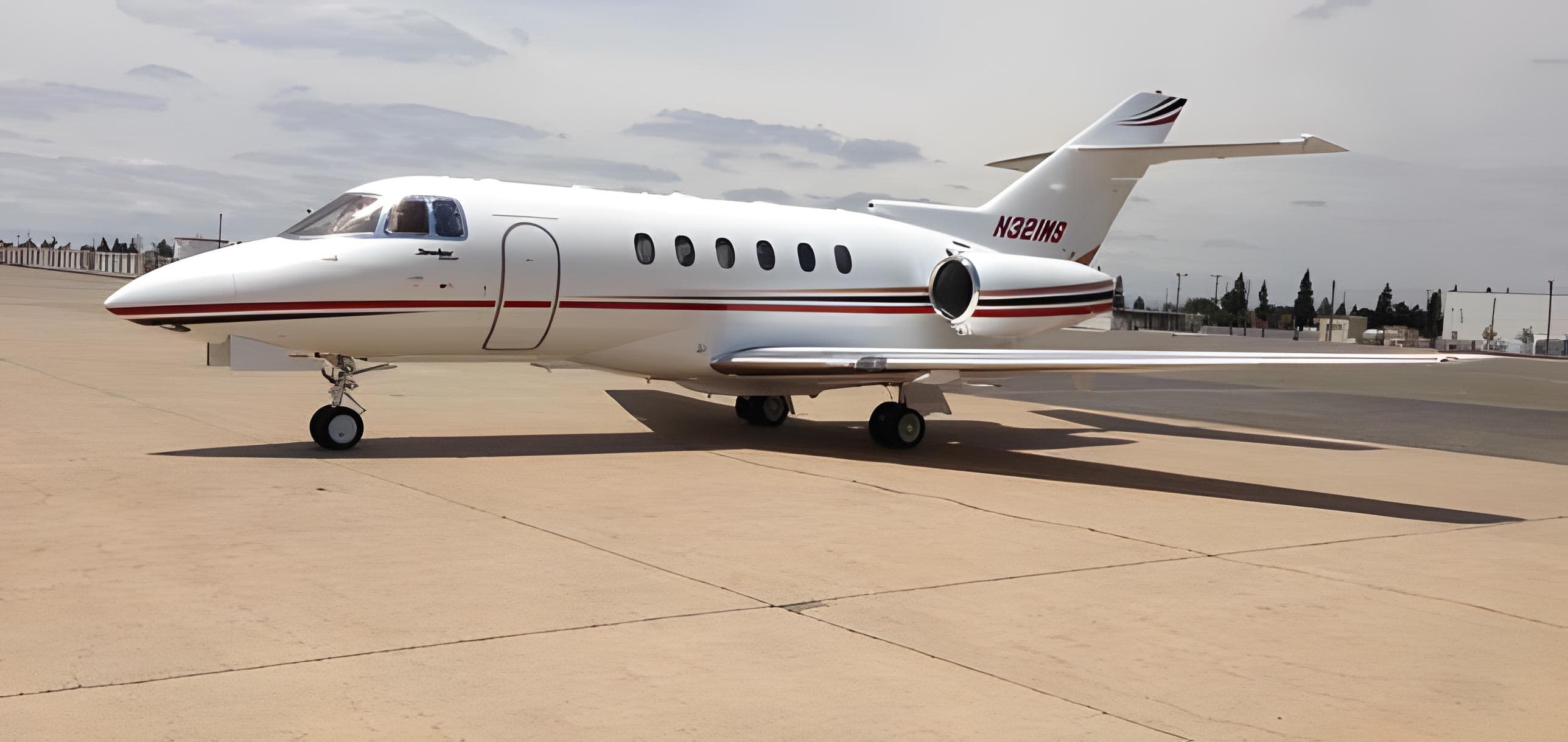 Hawker 800XP N321MS