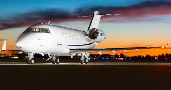 Challenger 605 N322AP