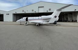 Embraer Phenom 300 N322GV