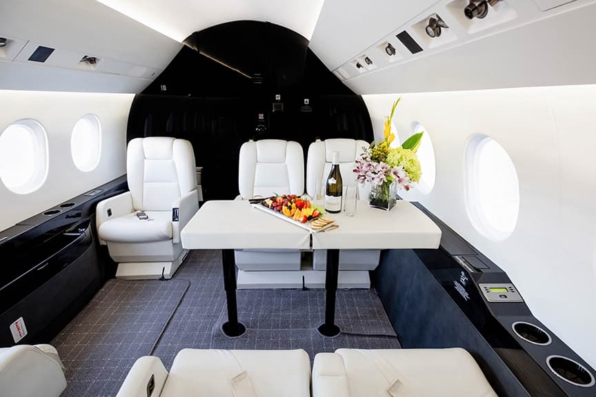 Falcon 2000EX N323SE