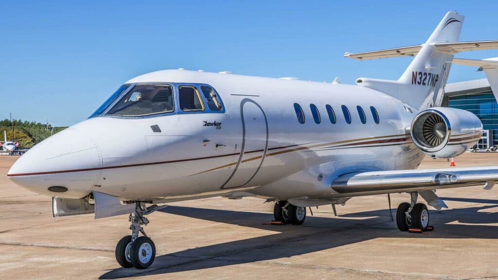 Hawker 750 N327MP