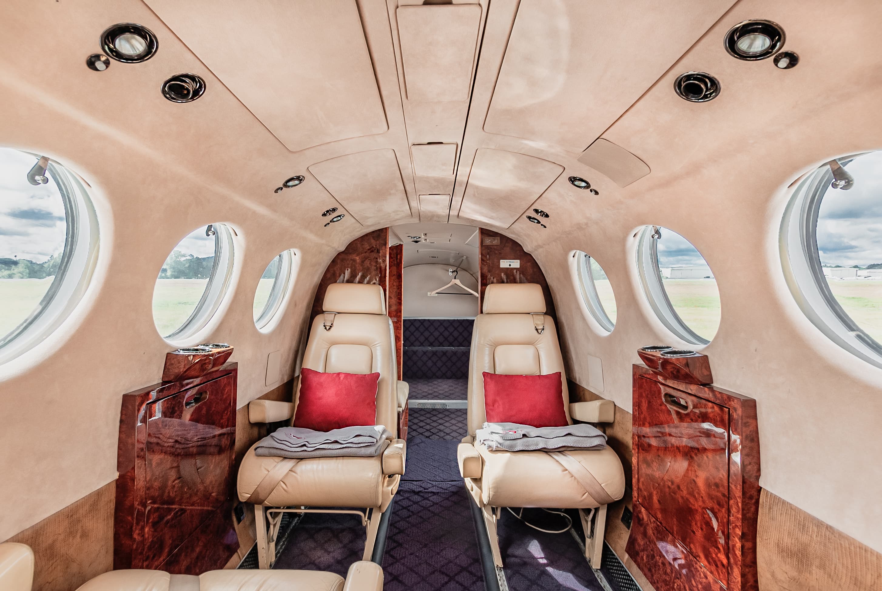 Beechcraft King Air B200GT N332CA