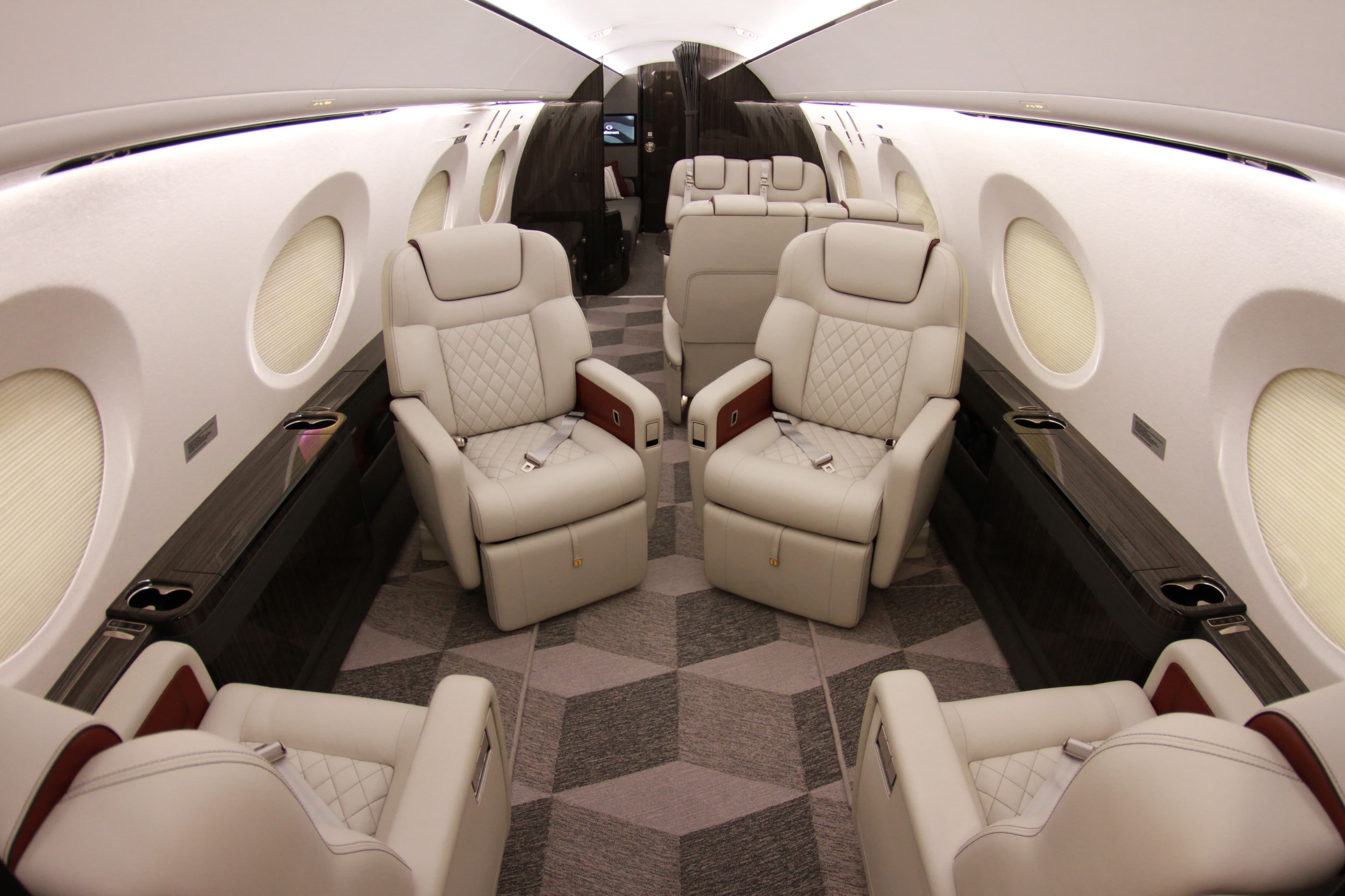 Gulfstream GVII-G600 N332DX