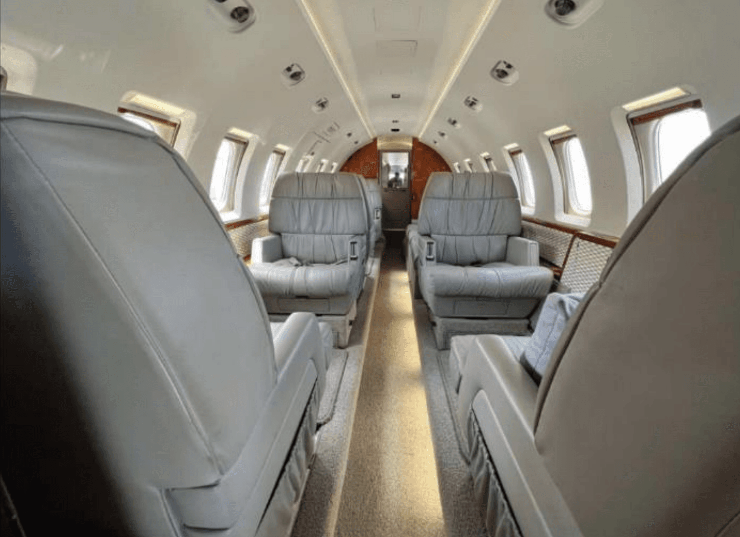 Hawker 1000 N333RL