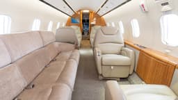 Challenger 300 N334JE