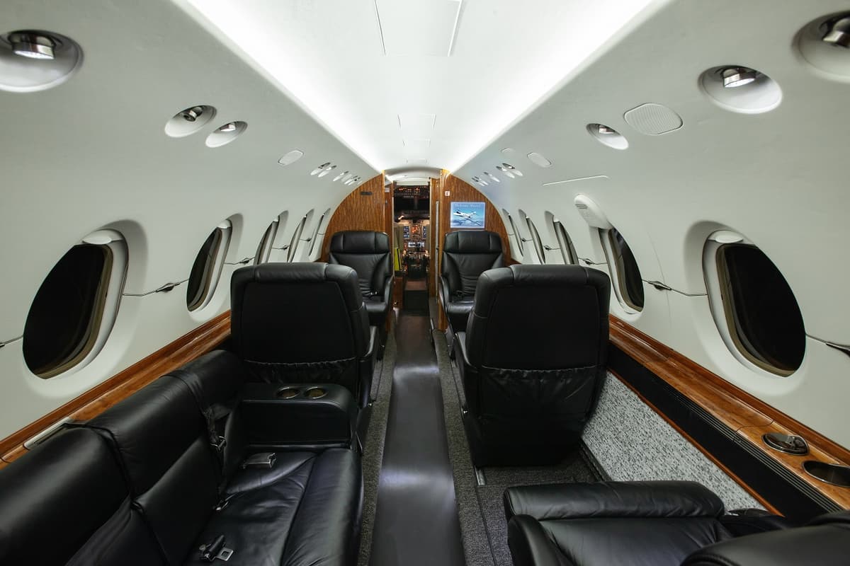 Hawker 850XP N334US