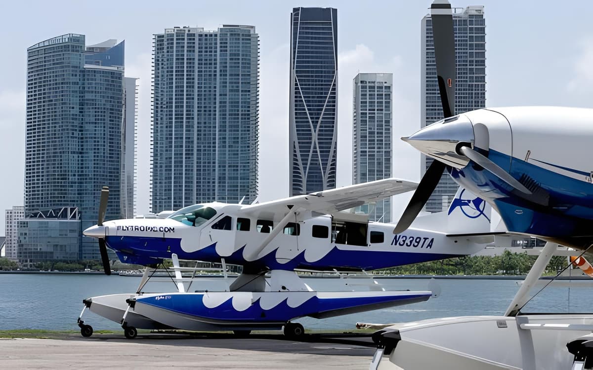 Cessna 208B Grand Caravan N339TA