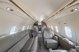 Challenger 350 N350HJ
