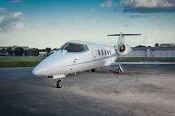 Learjet 60XR N352XR