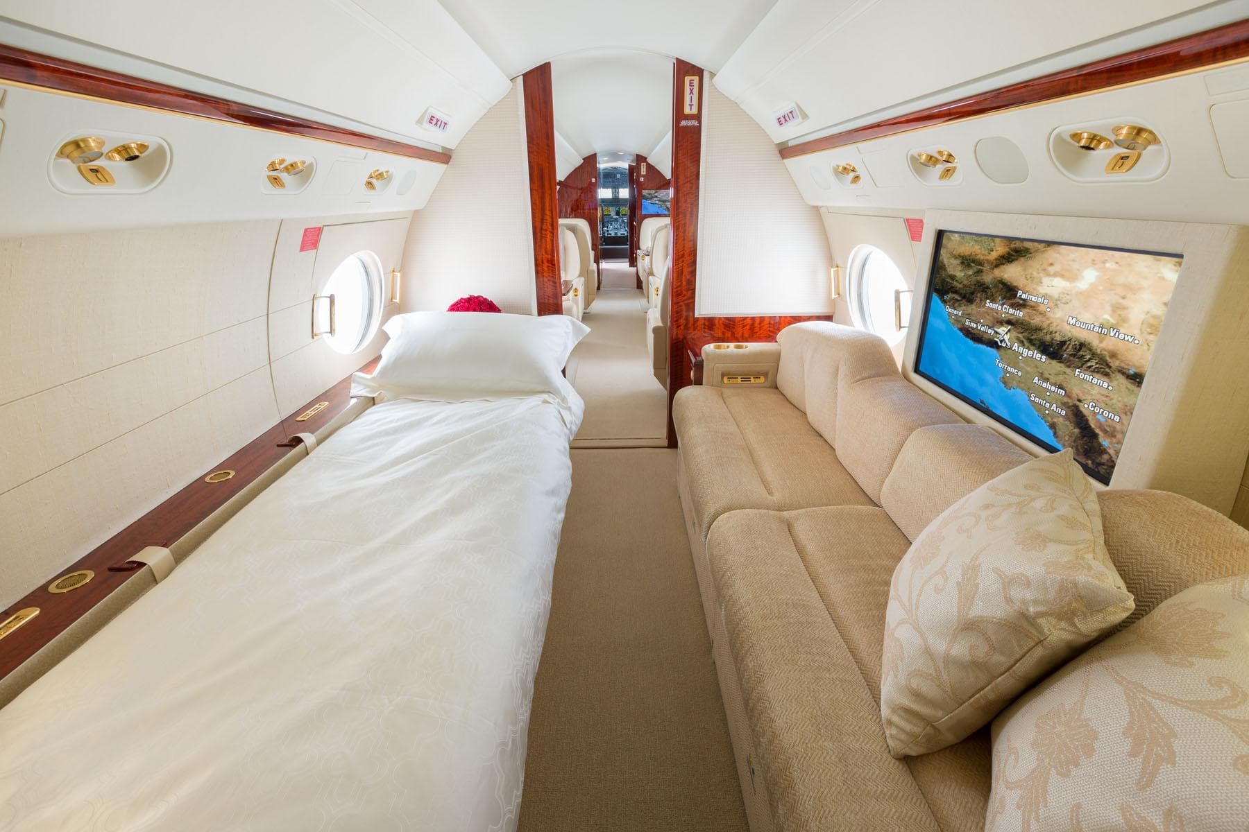 Gulfstream G550 N35GR