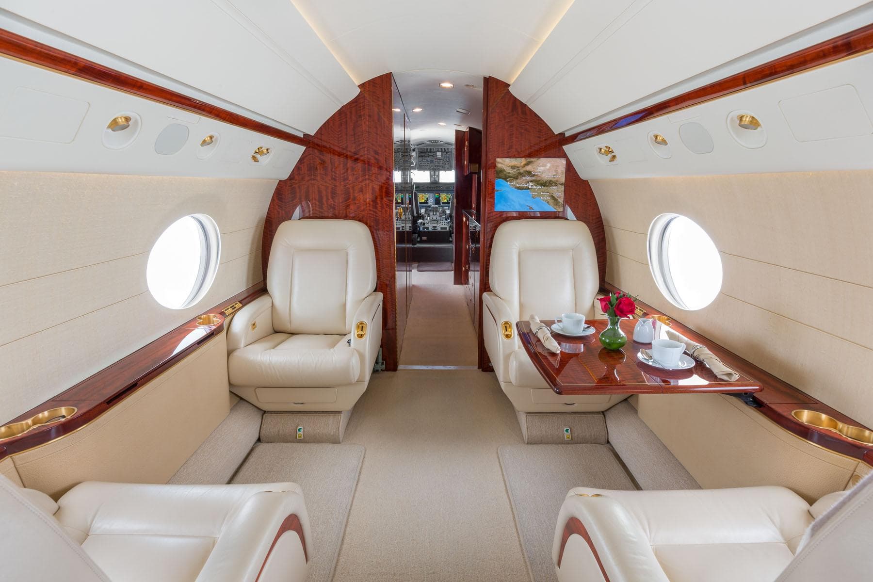 Gulfstream G550 N35GR