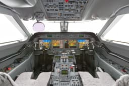 Gulfstream G550 N35GR