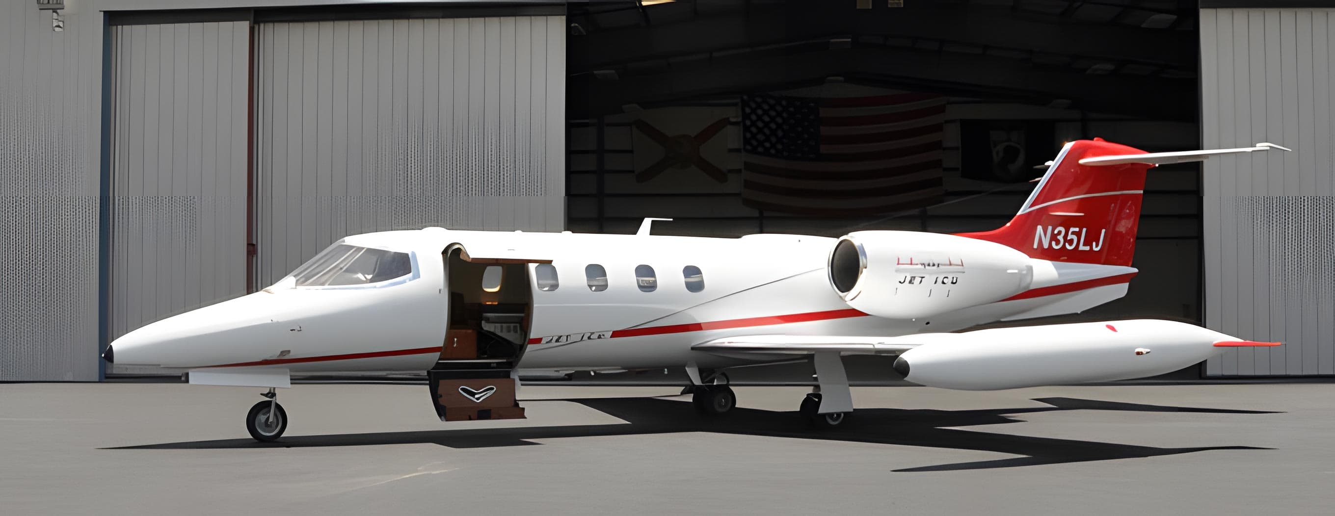 Learjet 35A N35LJ
