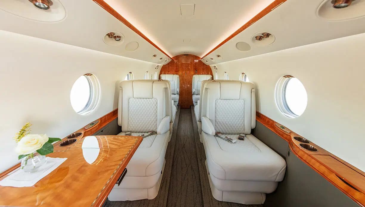 Gulfstream G150 N360AV