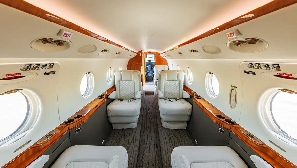 Gulfstream G150 N360AV
