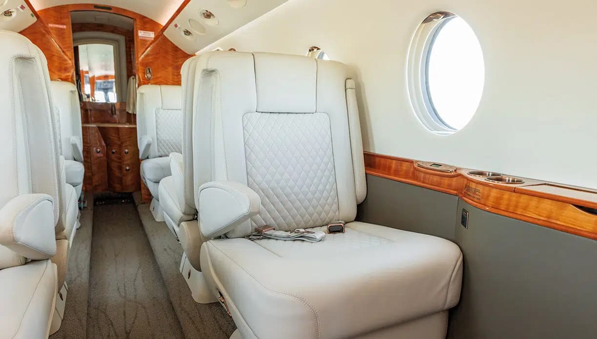 Gulfstream G150 N360AV