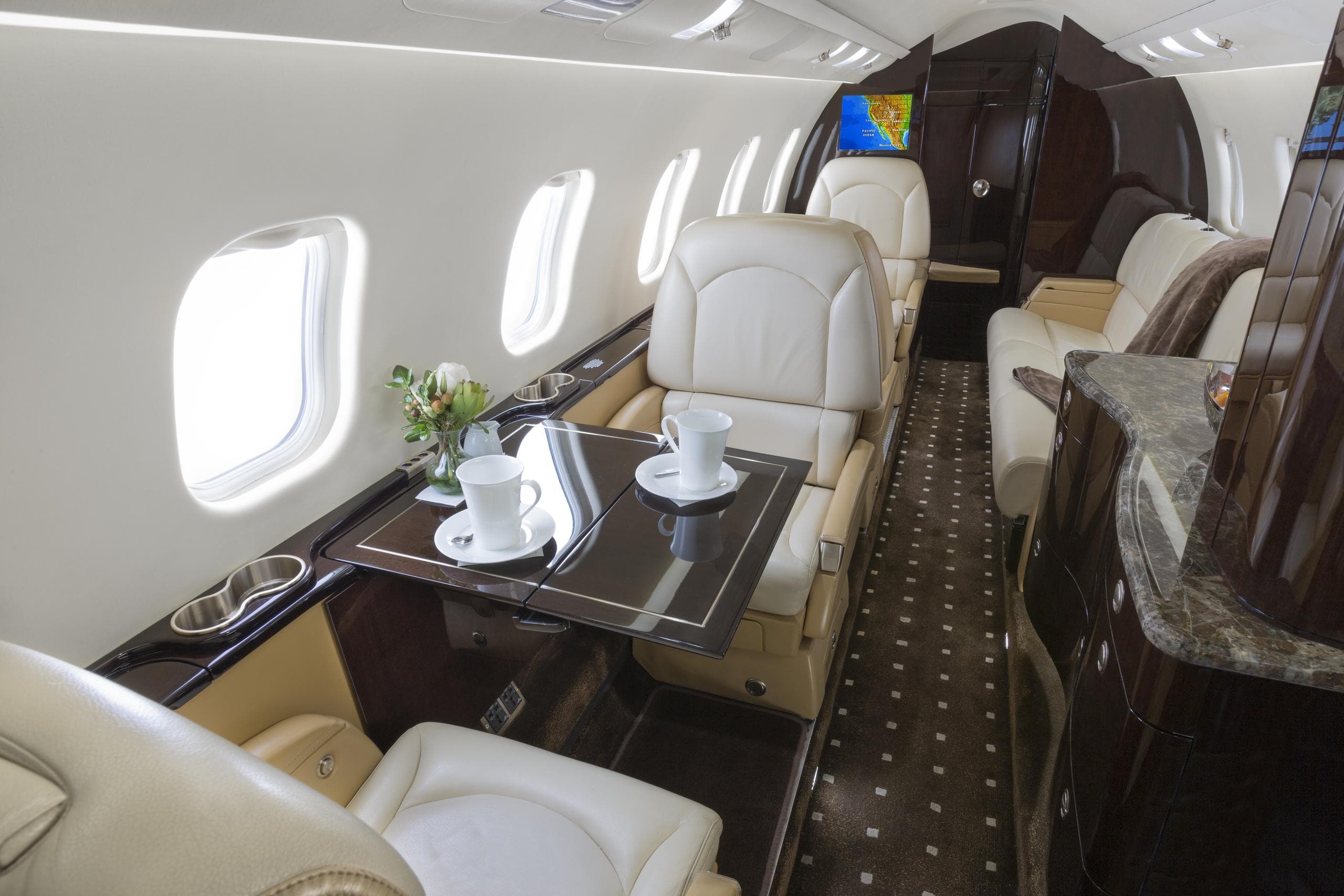 Learjet 60XR N364AR