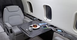 Challenger 350 N365AV