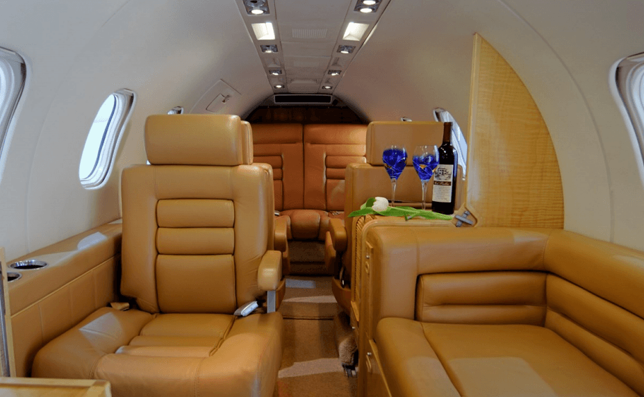 Learjet 35A N367DA