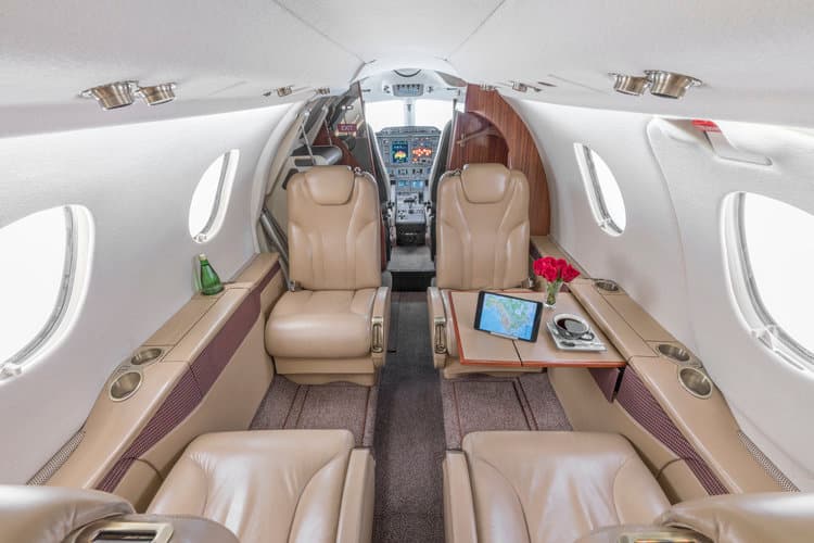 Beechcraft Premier 1A N368CS