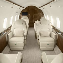 Challenger 350 N369LL