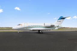 Challenger 604 N372MZ