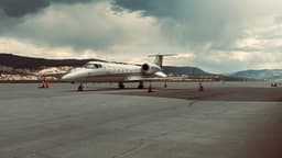 Learjet 60XR N372SC