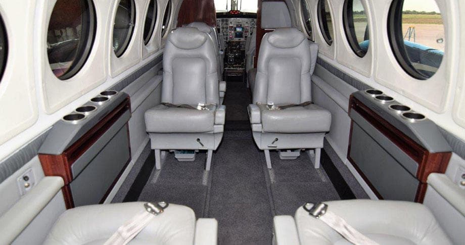Beechcraft King Air B200 N375JP