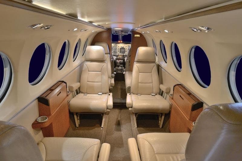 Beechcraft King Air 200 N378SF