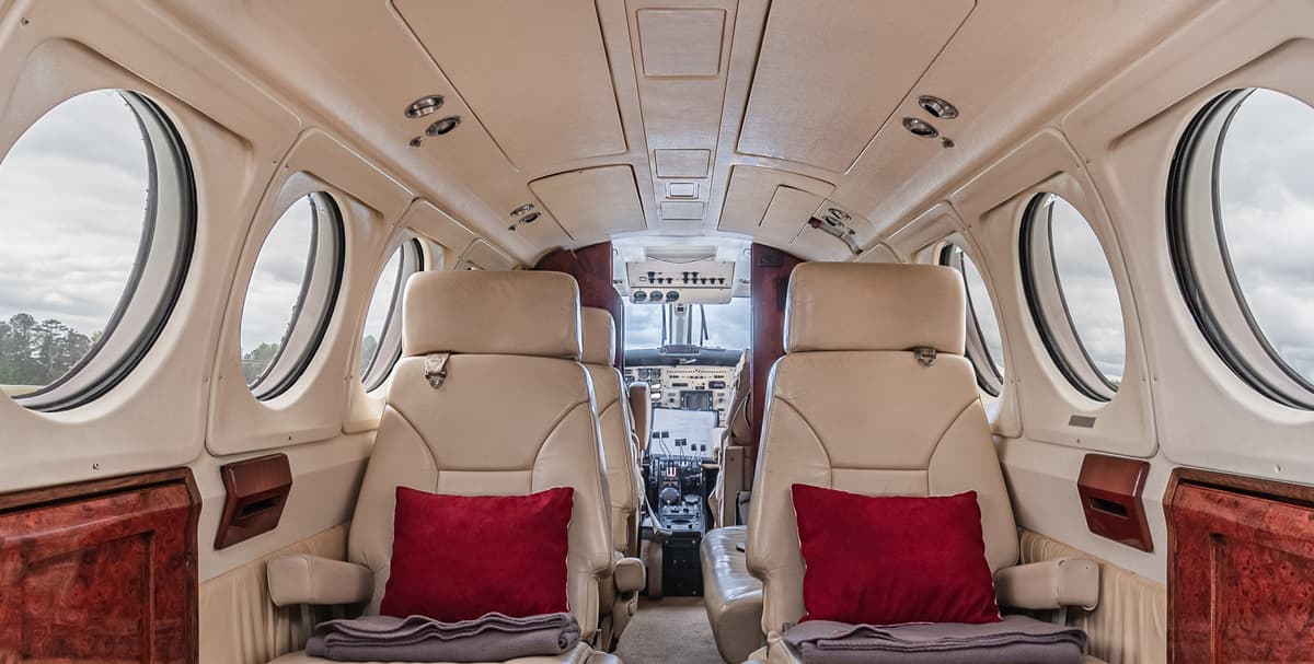 Beechcraft King Air B200GT N383JP