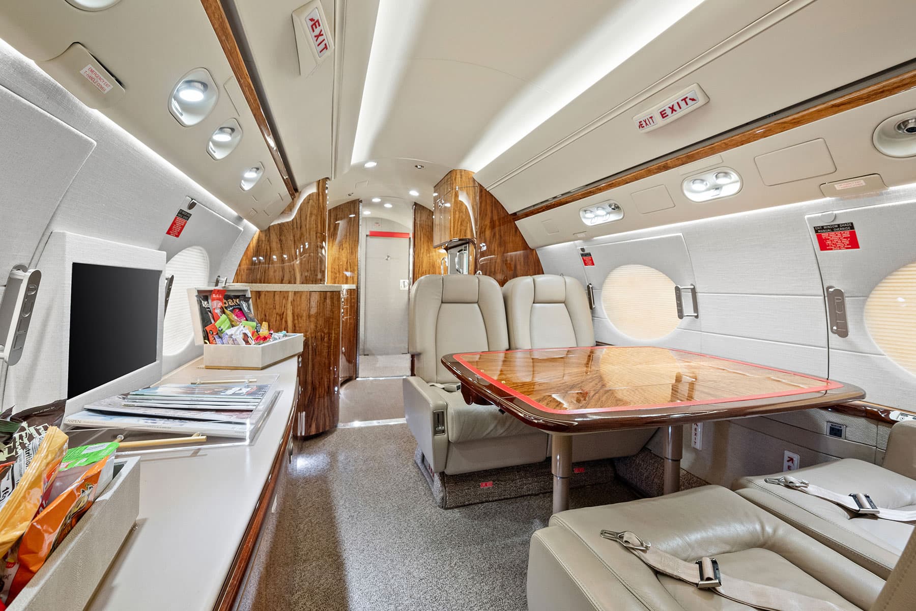 Gulfstream G550 N383T