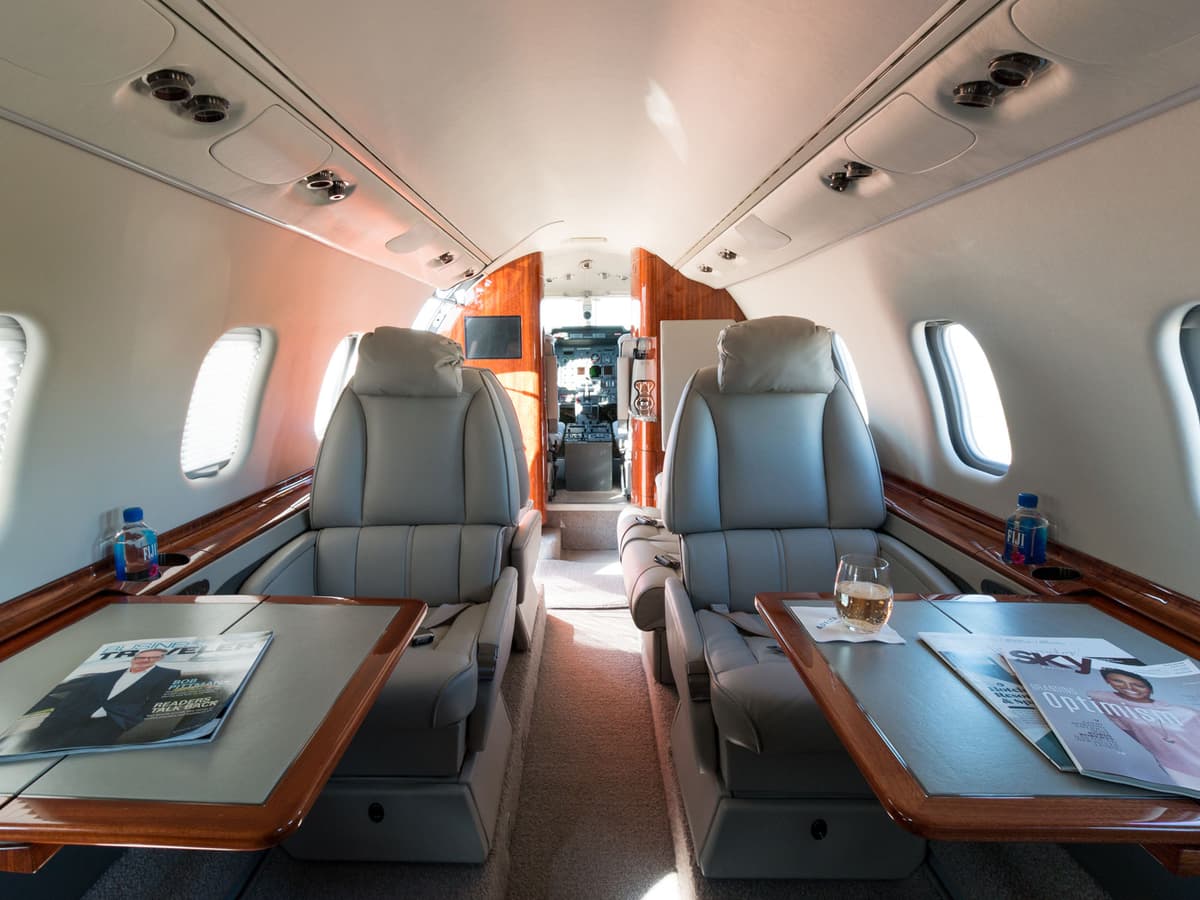 Learjet 60 N384JW