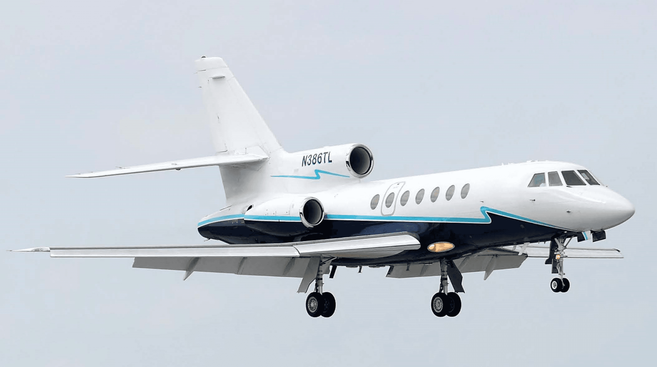 Falcon 50 N386TL