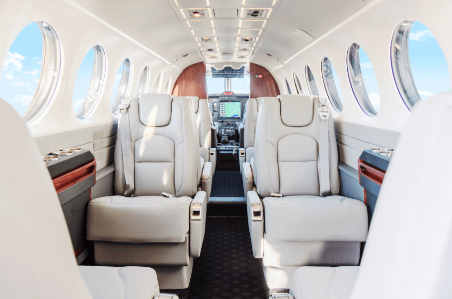 Beechcraft King Air 350 N395AV