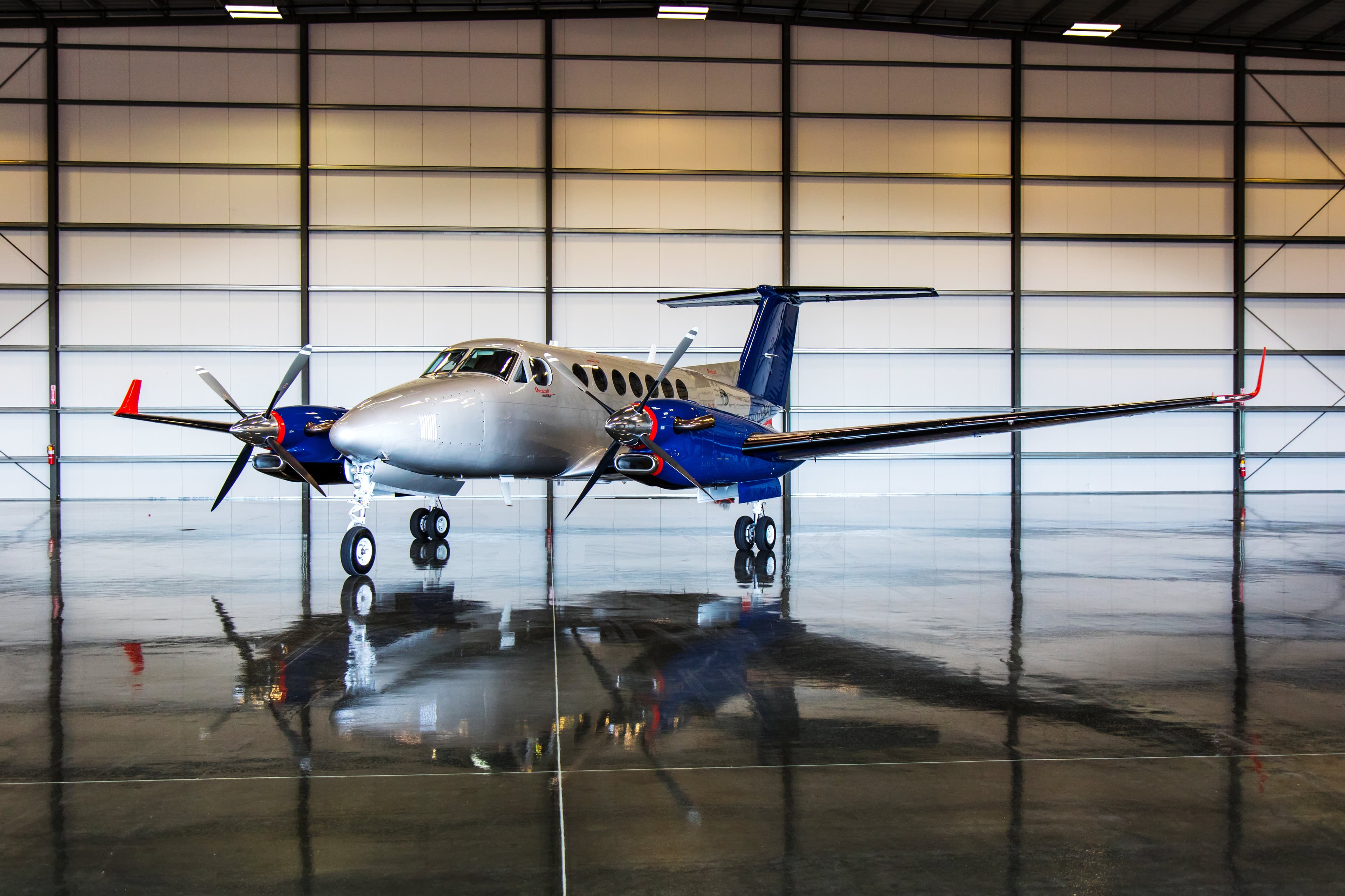 Beechcraft King Air 350 N395AV
