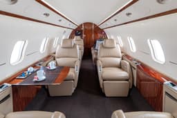 Challenger 300 N396BC