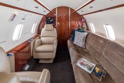 Challenger 300 N396BC