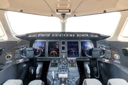 Challenger 300 N396BC