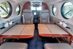 Beechcraft King Air 350 N400AY