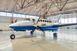 Beechcraft King Air 350 N400AY