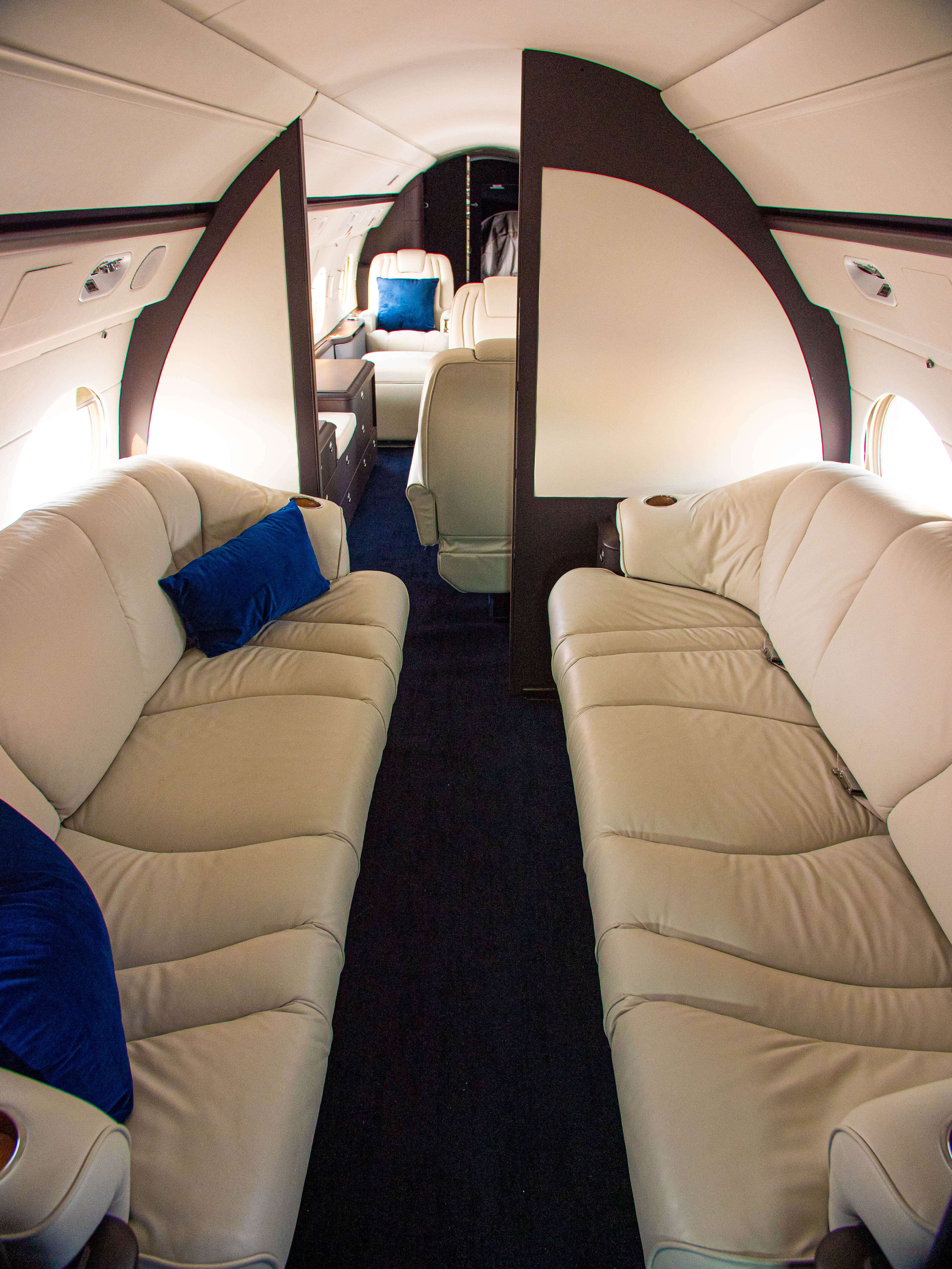 Gulfstream IV N401JS