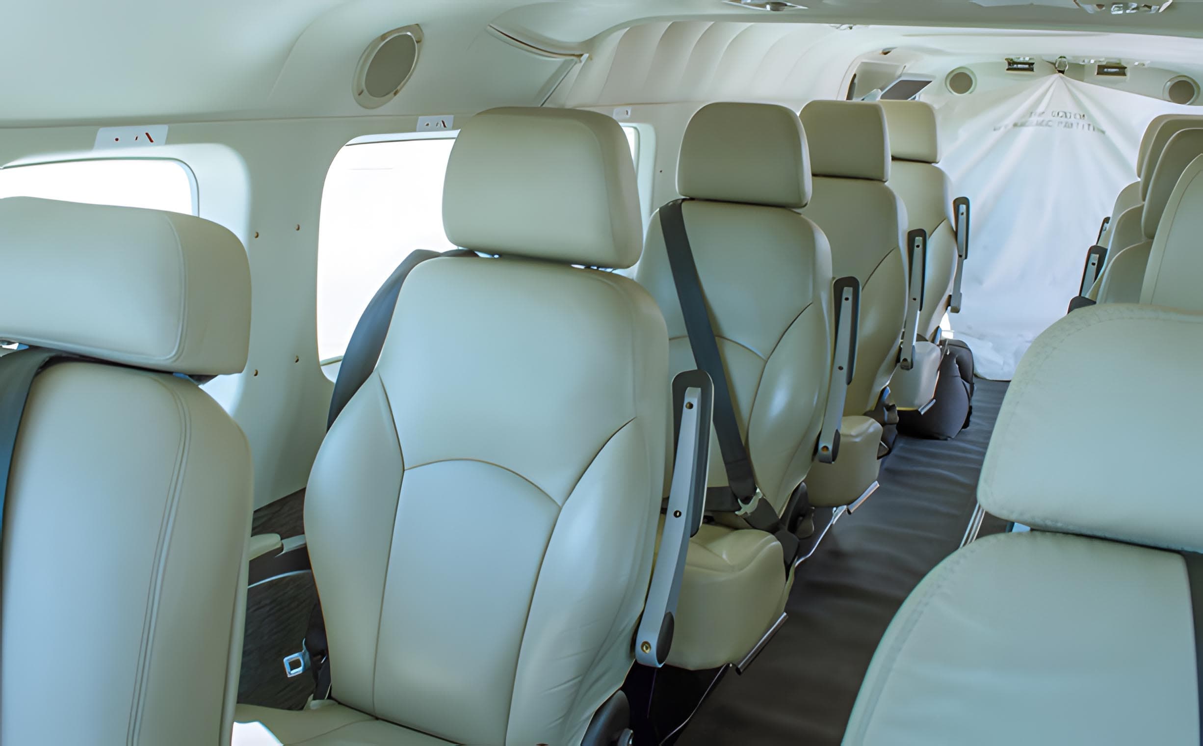 Cessna 208B Grand Caravan N401S