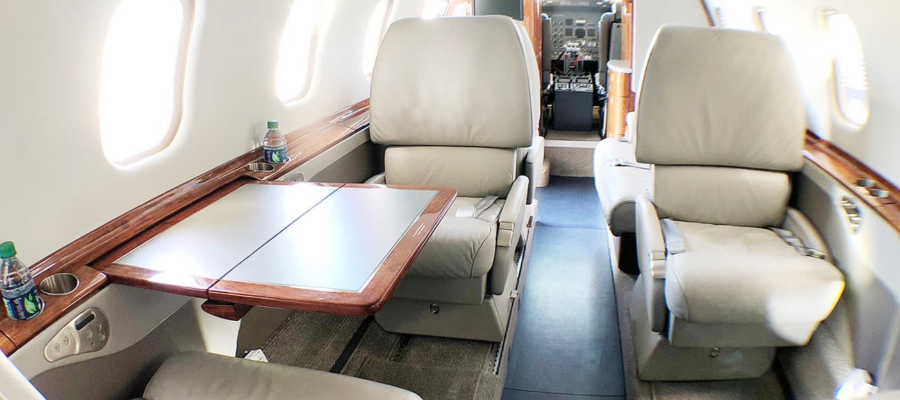 Learjet 60 N401SY