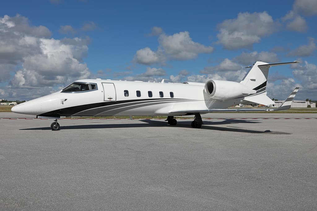 Learjet 60XR N405DC